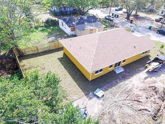 5th image of 3813 N 51st St