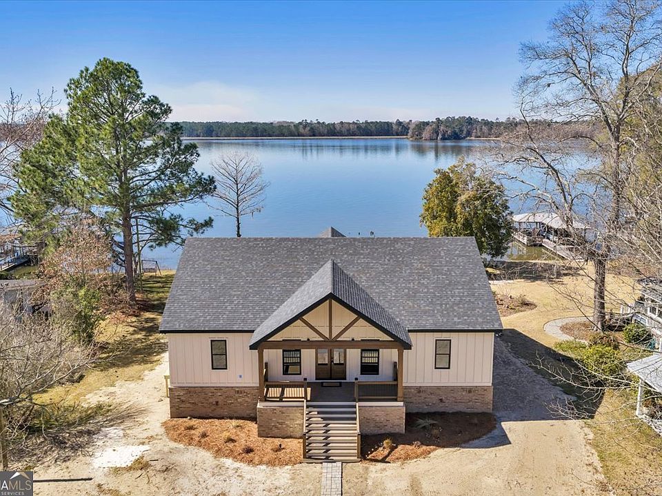 1st image of 432 Lakeshore Dr