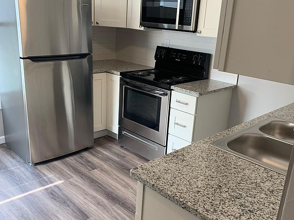 4th image of 4909 Linden Ave