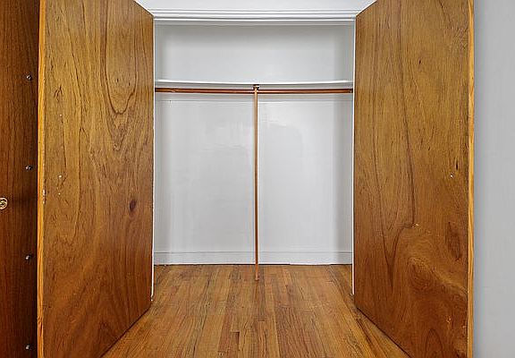 3rd image of 8 E 30th St APT 3C