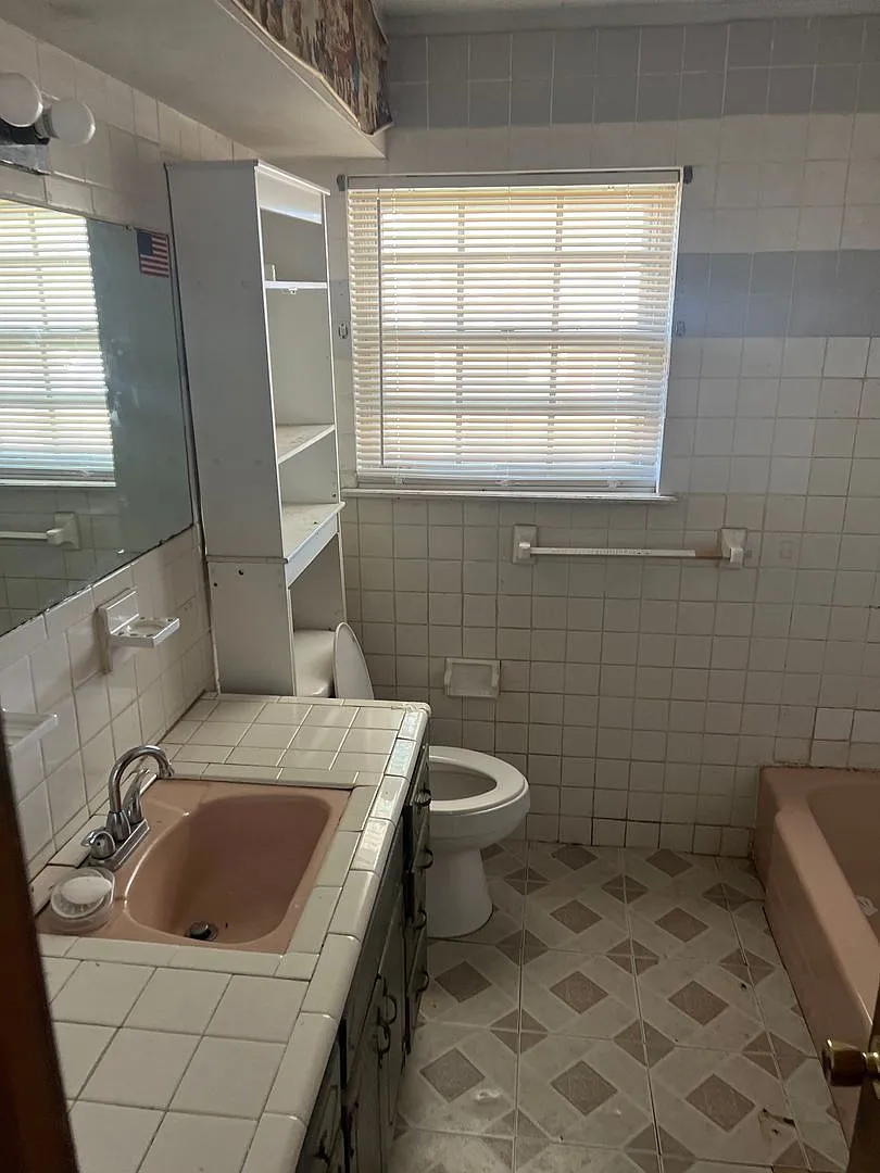 Coming Available Soon!! Amazing 4bd Home Can Be Yours Now — Photo 3