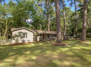 5365 Pine Lane Dr, Jackson, MS 39211