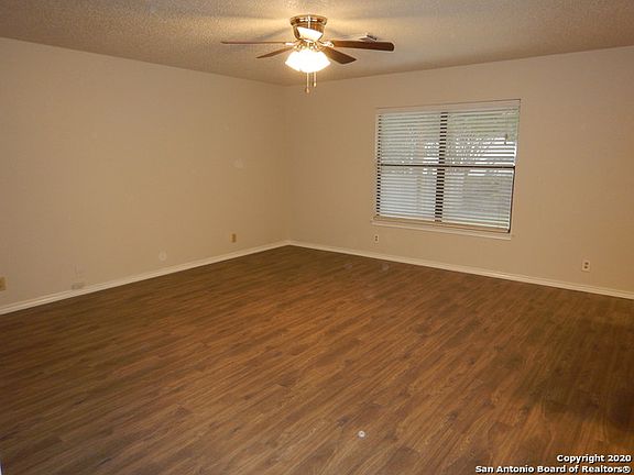5th image of 10411 Stonewind Pl