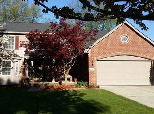 5613 Adderstone Dr, Clarkston, MI
