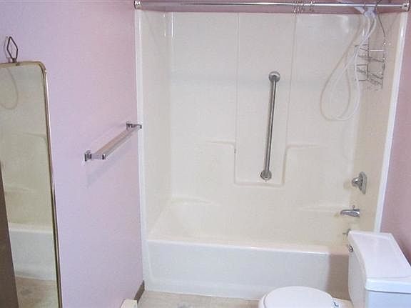 5th image of 118 N 14th Ave