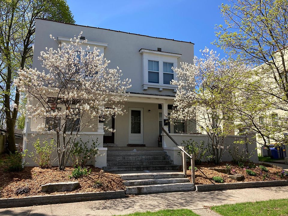 1st image of 1148 Hermitage St SE #1148