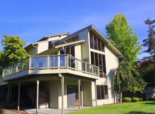 9215 Sierra St, Edmonds, WA 98020