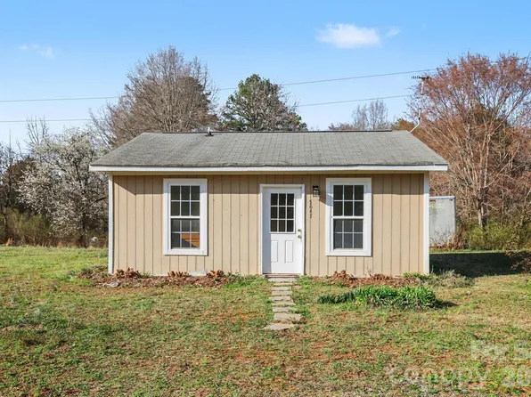 5647 Putuptoe Pl, Norwood, NC 28128