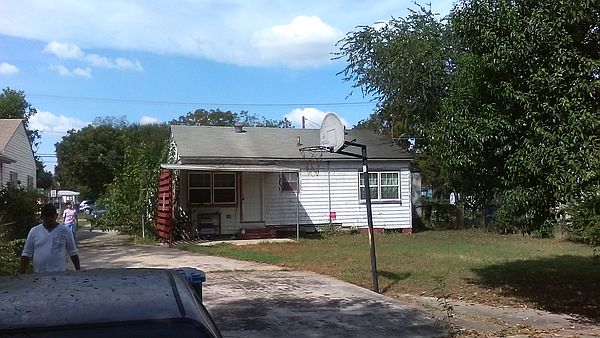 2nd image of 1816 W Malone Ave