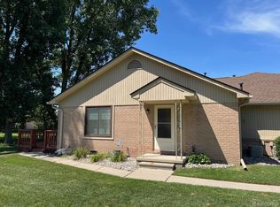 19238 Angela Ct #28, Roseville, MI 48066