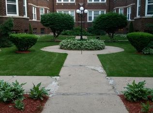825 W Cornelia Ave APT 1N, Chicago, IL 60657