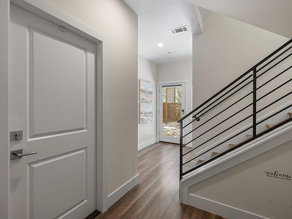 5th image of 53 Rio Viale Ct