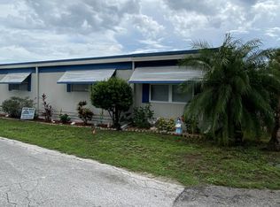 13146 Lemon Ave, Grand Island, FL 32735