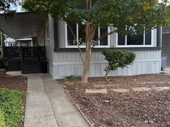 70 Primrose Ave, Auburn, CA 95603