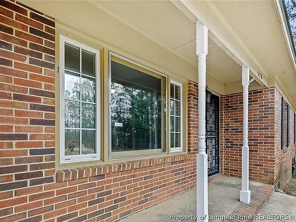 4th image of 128 Brewster Dr
