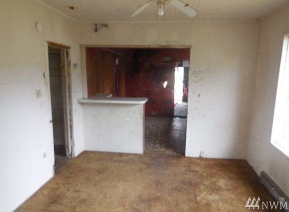 3rd image of 717 Southwest Blvd