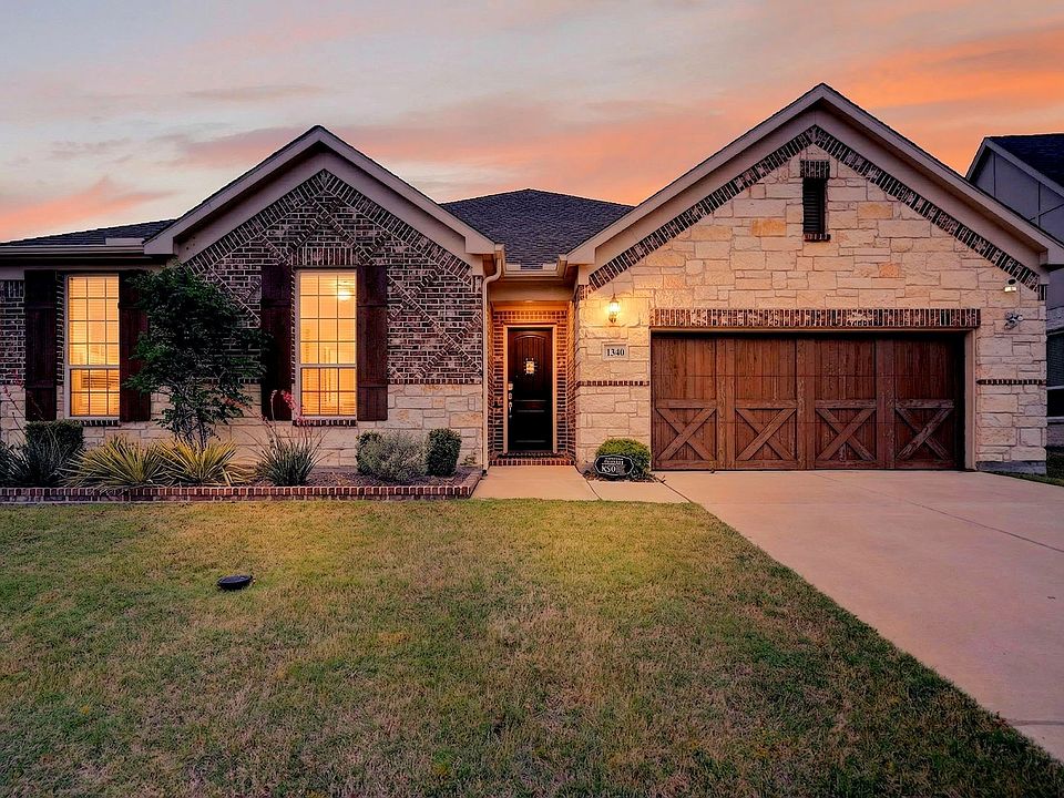 1st image of 1340 Carlet Dr
