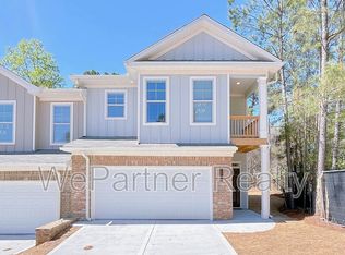 2614 Mills Commons Dr, Decatur, GA 30034