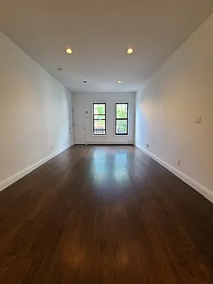 Rented by Cheskel Meisels, LREB | media 2