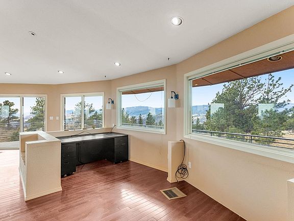 5th image of 3001 Eagle Ridge Rd