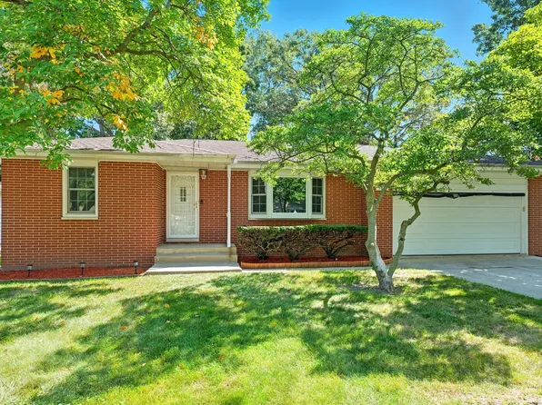5431 Marcella Rd, Merrillville, IN 46410