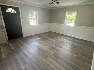 408 Martin Luther King Jr Dr, Smithfield, NC 27577