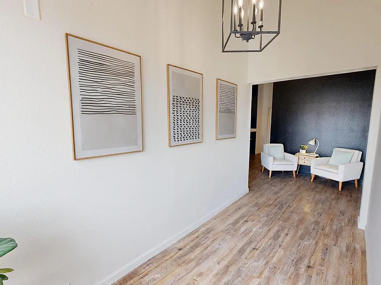 542 Benson Avenue Sw Ensuite #116 — Photo 5
