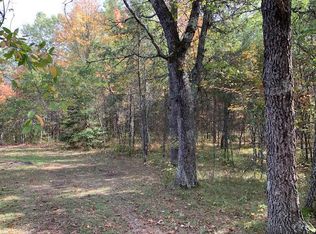 N9869 Skyhawk Dr, Crivitz, WI 54114