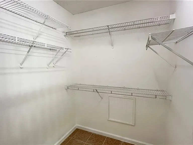 11900 Carriage Park Ln — Photo 14