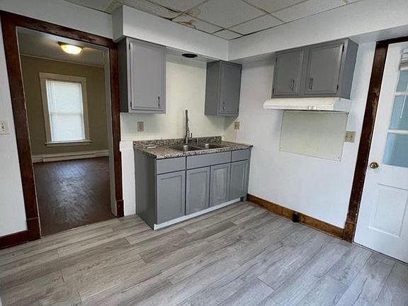 3rd image of 1007 Hays Park Ave