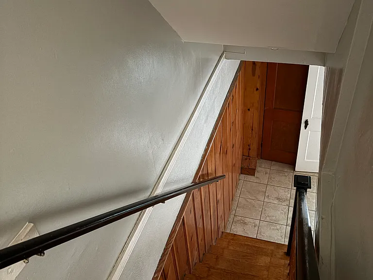 Stairs leading to lower level
