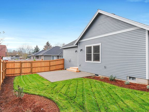Back & Side Yard Fenced!