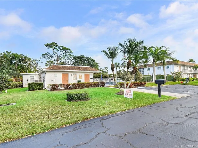 2950 SE Ocean Blvd #4 — Photo 25