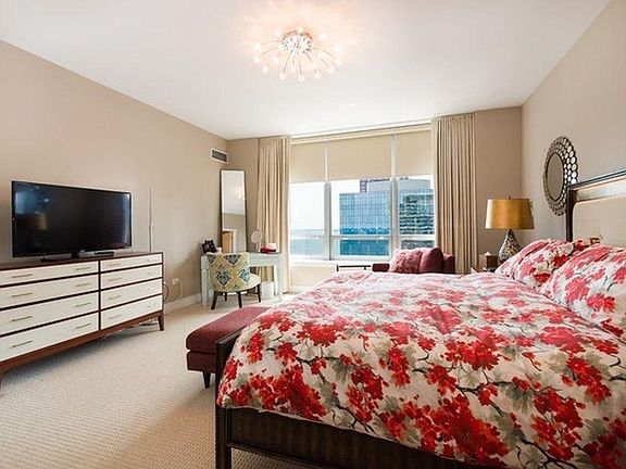 5th image of 600 N Lake Shore Dr APT 4212