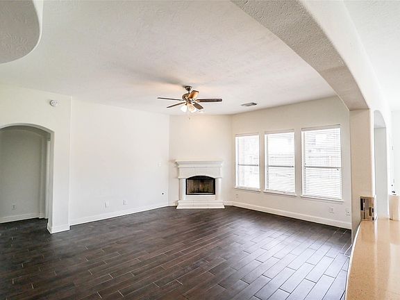 3rd image of 18027 Oakridge Canyon Ln