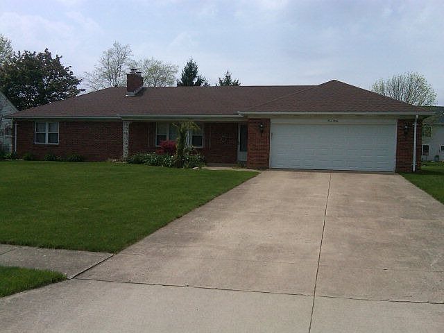 1st image of 330 Hessenauer Dr