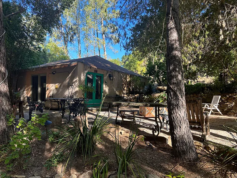 2376 Old Topanga Canyon Rd — Photo 37