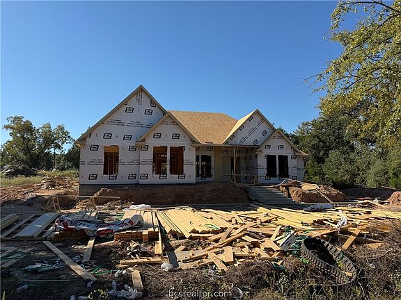 5th image of 720 Maris Ln