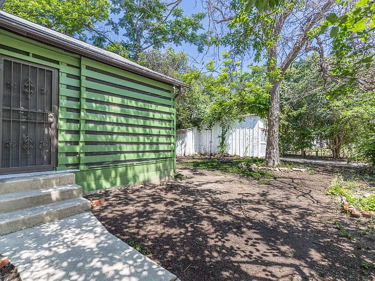 1419 Wyoming St — Photo 25