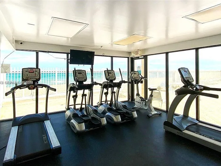 3505 S Ocean Dr #1103 — Photo 19