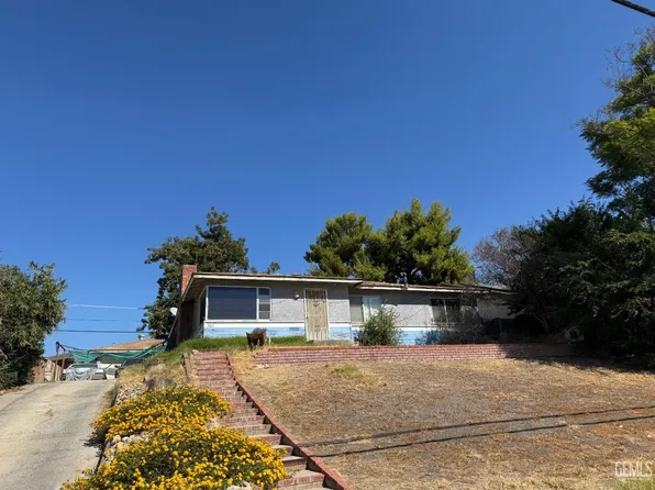 2814 College Ave, Bakersfield, CA 93306