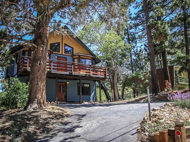1st image of 1181 Alta Vista Ave