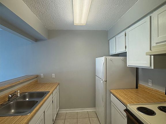 5th image of 5705 E Texas St APT 76