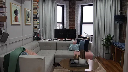 Rented by Moment Realty LLC