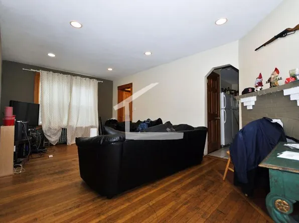 31 S Crescent Circuit #27, Brighton, MA 02135