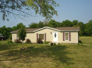 12 S Arthur Rd, Paragon, IN 46166