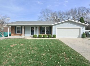 321 Westminster Dr, Saint Peters, MO 63376