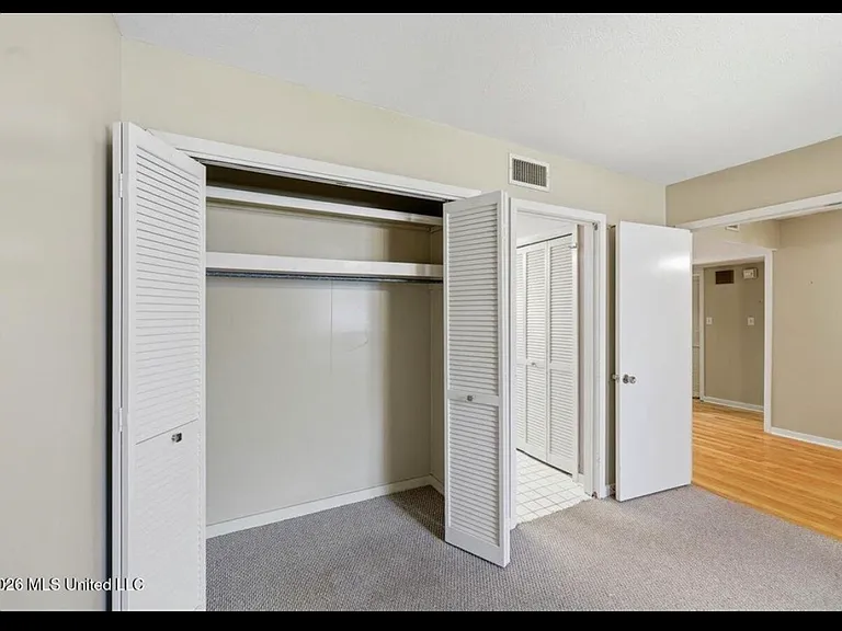 5 Shore Dr — Photo 21