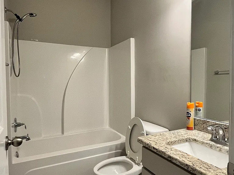 1955 Boxwood Way — Photo 12