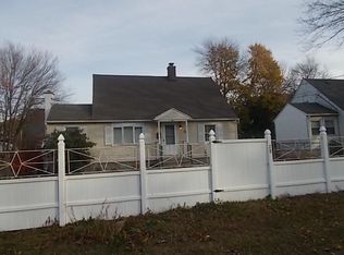 28 Richard Ter, Waterbury, CT 06705